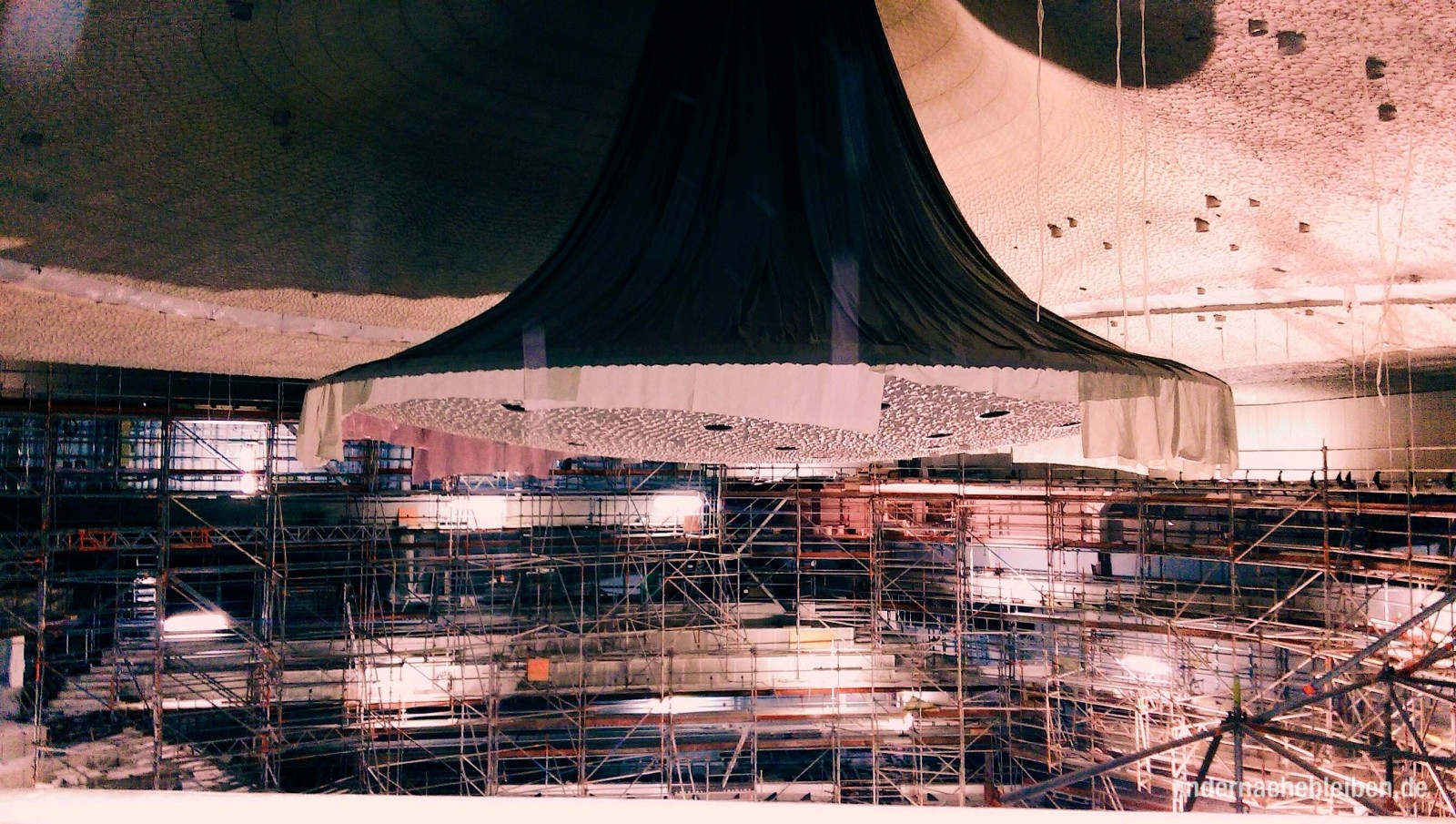 Reflektor Elphilharmonie