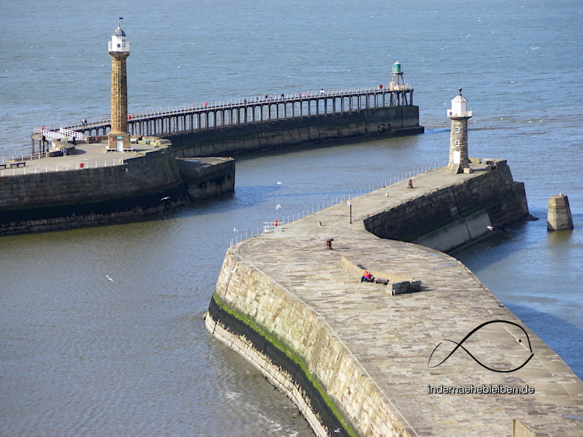 Lighthouse Whitby