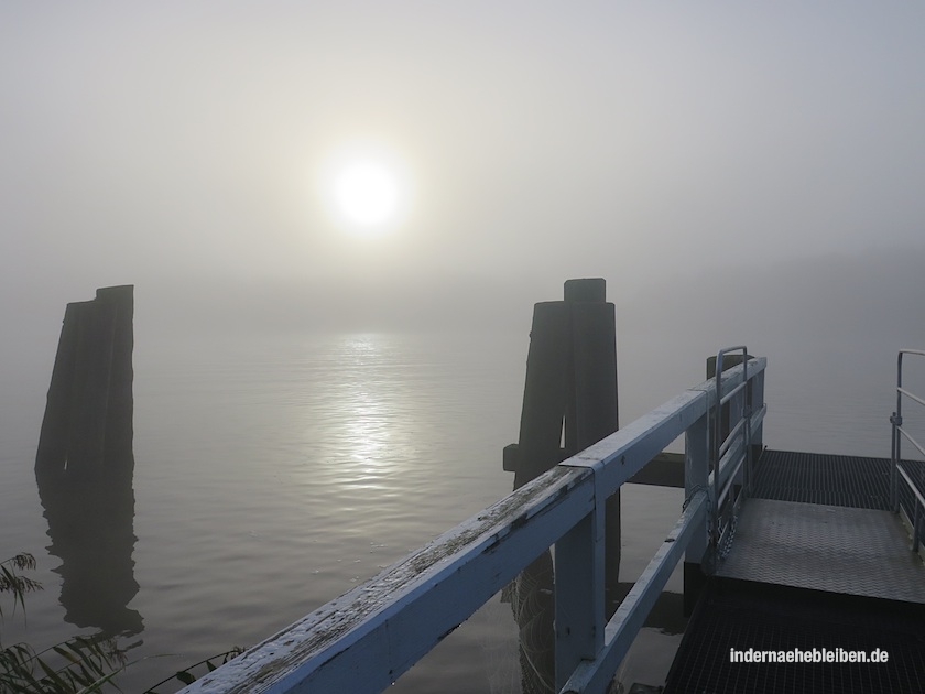 Sonnenaufgang im Nebel