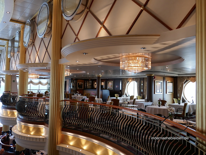 Manhattan Bar